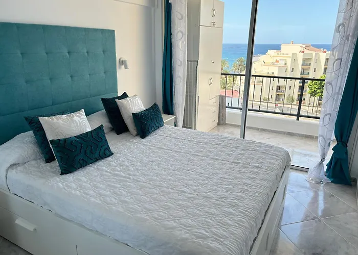 Luxury Ocean View 6th Floor Apartment Los Cristianos (Tenerife)